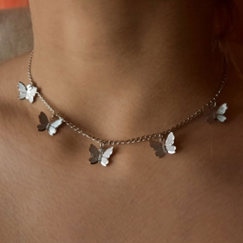Collier pendentif papillon – Élégance discrète au quotidien