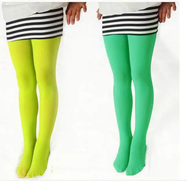 Collants bébé et enfant velours (x10) – Confort et style pour les petites princesses