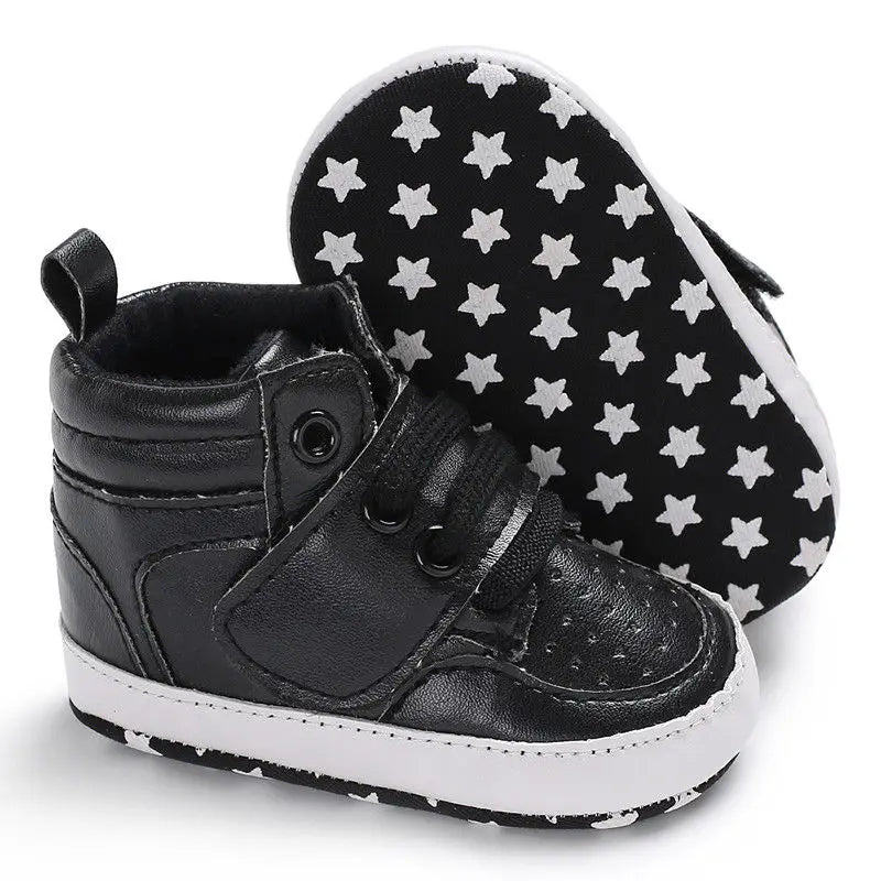 Bottines bébé 0-18 mois – Parfaites pour garder les petits pieds au chaud.