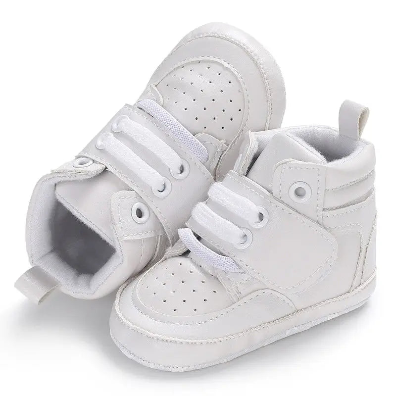 Bottines bébé 0-18 mois – Parfaites pour garder les petits pieds au chaud.