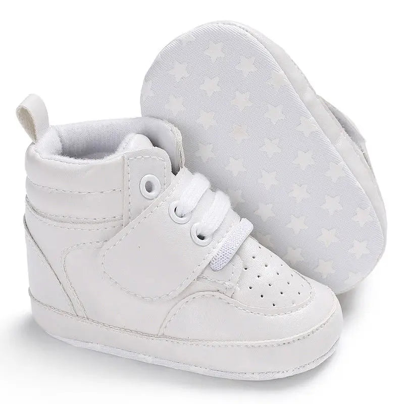 Bottines bébé 0-18 mois – Parfaites pour garder les petits pieds au chaud.