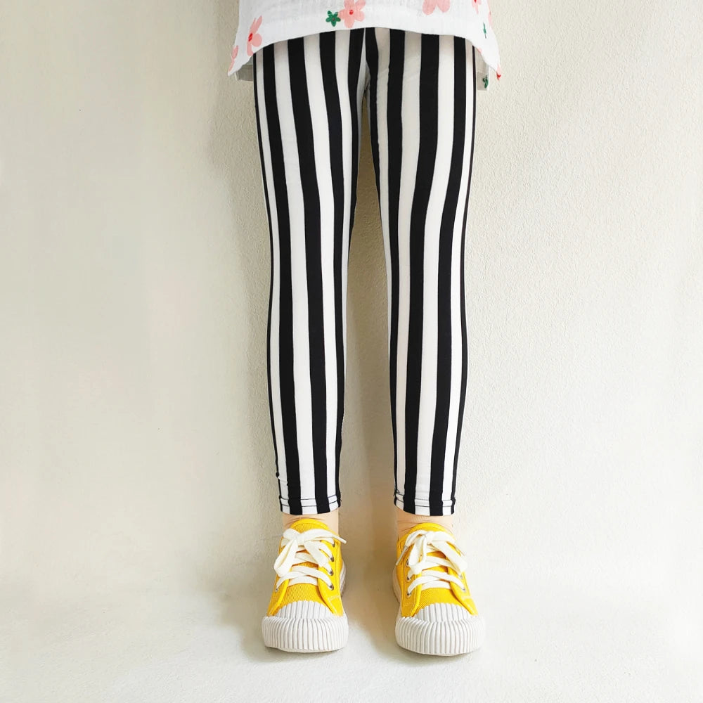 Pantalon skinny enfant – Style floral pour bouger avec légèreté