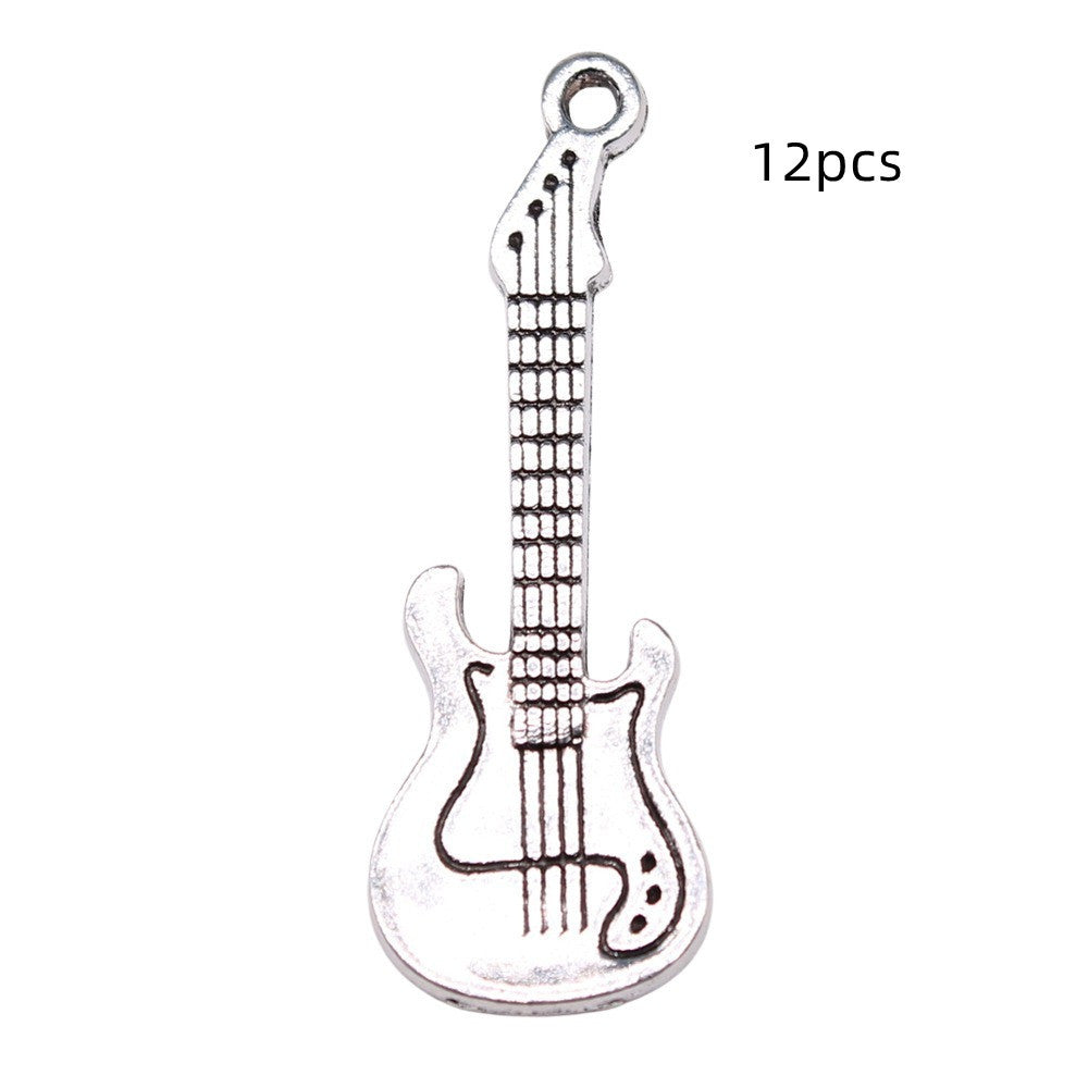 Pendentif argent antique – Élégance fine, format 41x14 mm.
