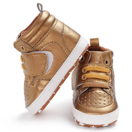 Bottines bébé 0-18 mois – Parfaites pour garder les petits pieds au chaud.